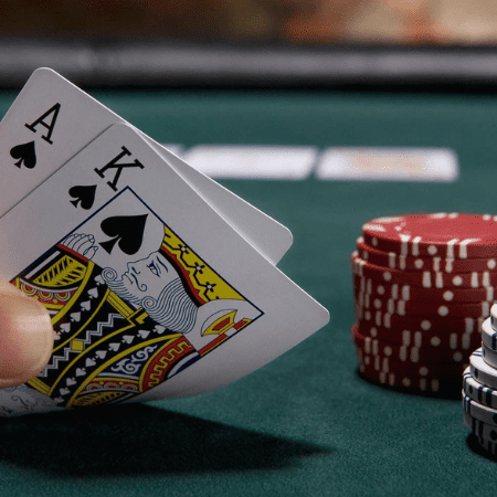 Poker: Como jogar e quais as estratégias?